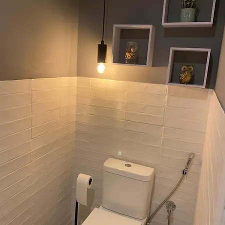 아파트 Lcf - 2 Bedroom With Private Bbq Garden 포티마오