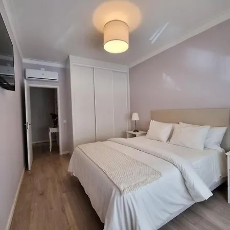 Lcf - 2 Bedroom With Private Bbq Garden Apartamento *